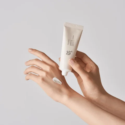 Relief Sun: Rice + Probiotics SPF50+ PA++++_1