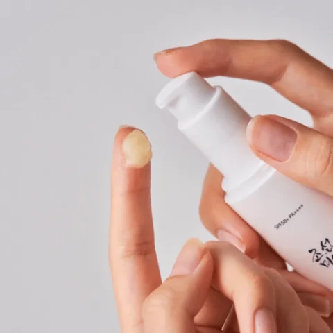 Ginseng Moist Sun Serum SPF50+/PA++++_1
